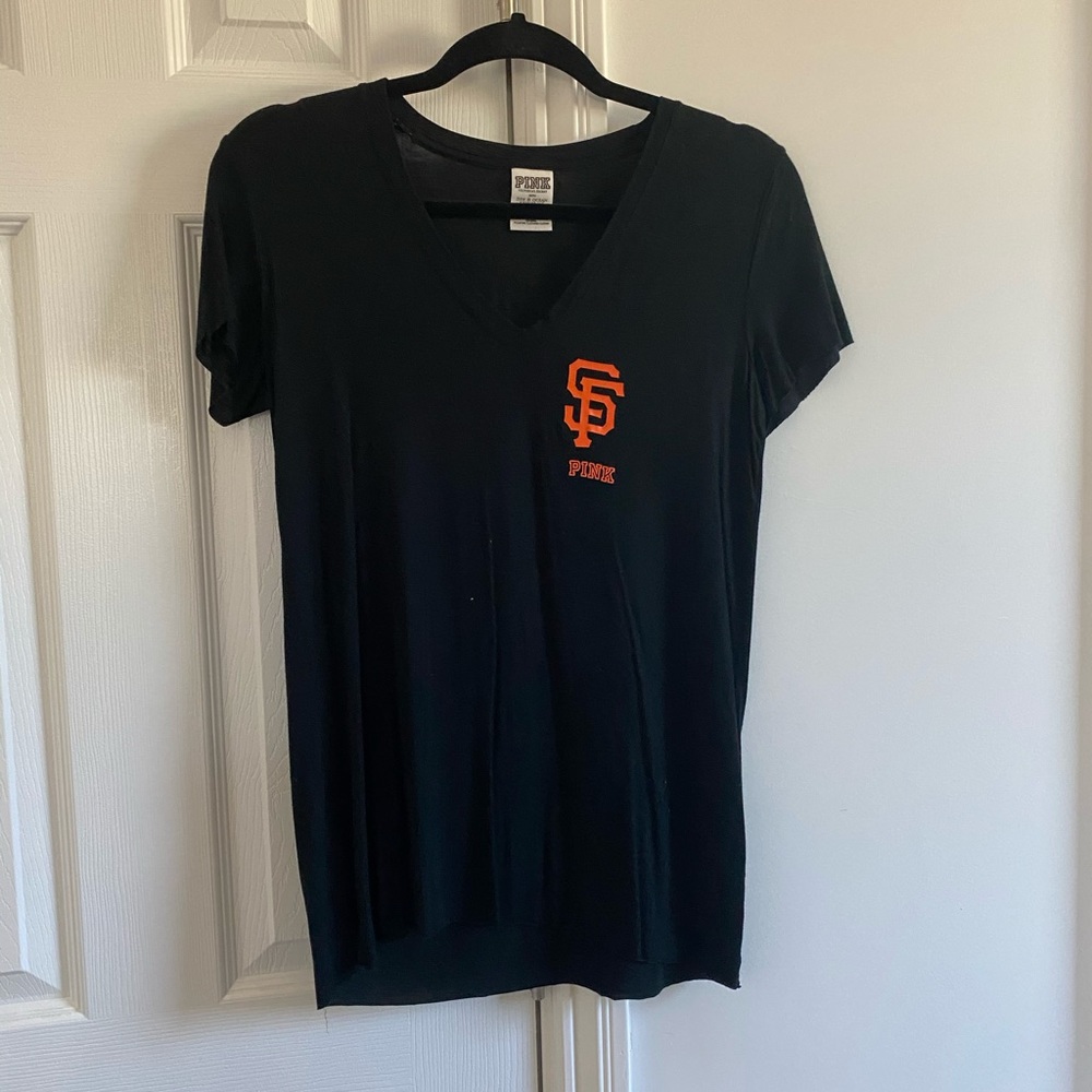 SF Giants shirt